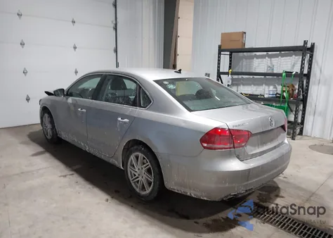 2013 Volkswagen Passat 2.5L Se from USA, damaged, VIN 1VWBP7A34DC050455